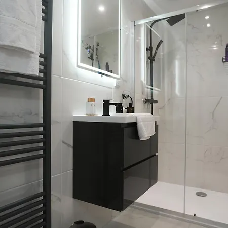 Barwick House, 4 Bed House Tatil Evi Scarborough
