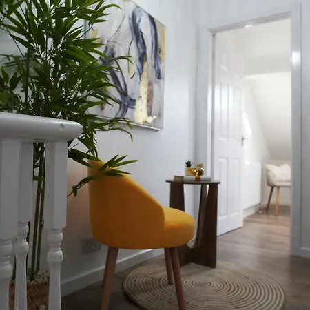 Barwick House, 4 Bed House Scarborough