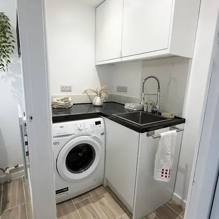 Barwick House, 4 Bed House Scarborough